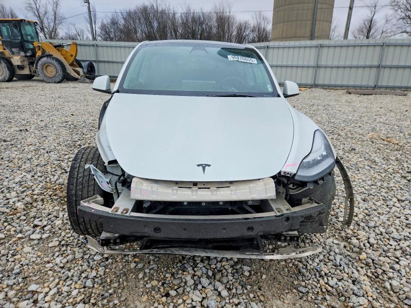 Zdjęcie 5 z aukcji – 2023 TESLA MODEL Y z VIN 7SAYGDEE0PA042156