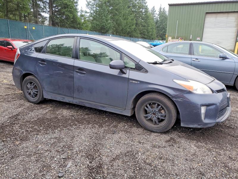 Photo 4 from auction – 2013 TOYOTA PRIUS with VIN JTDKN3DU4D5574313