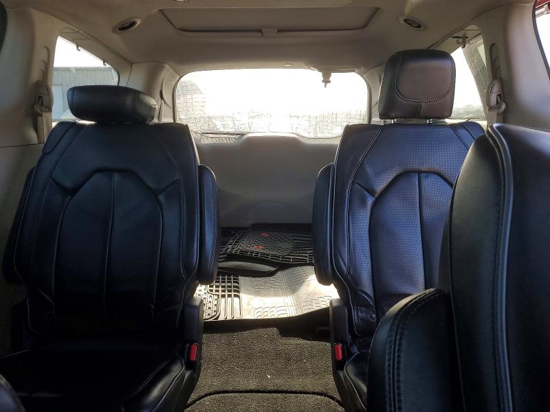 Photo 10 from auction – 2018 CHRYSLER PACIFICA L with VIN 2C4RC1GG0JR170843
