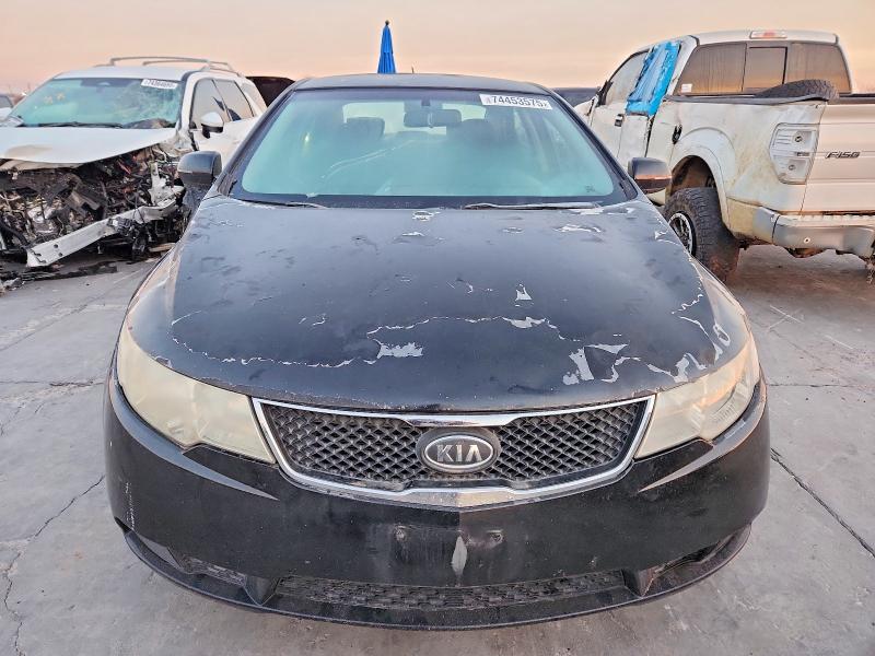 Photo 5 from auction – 2012 KIA FORTE with VIN KNAFU4A20C5563690