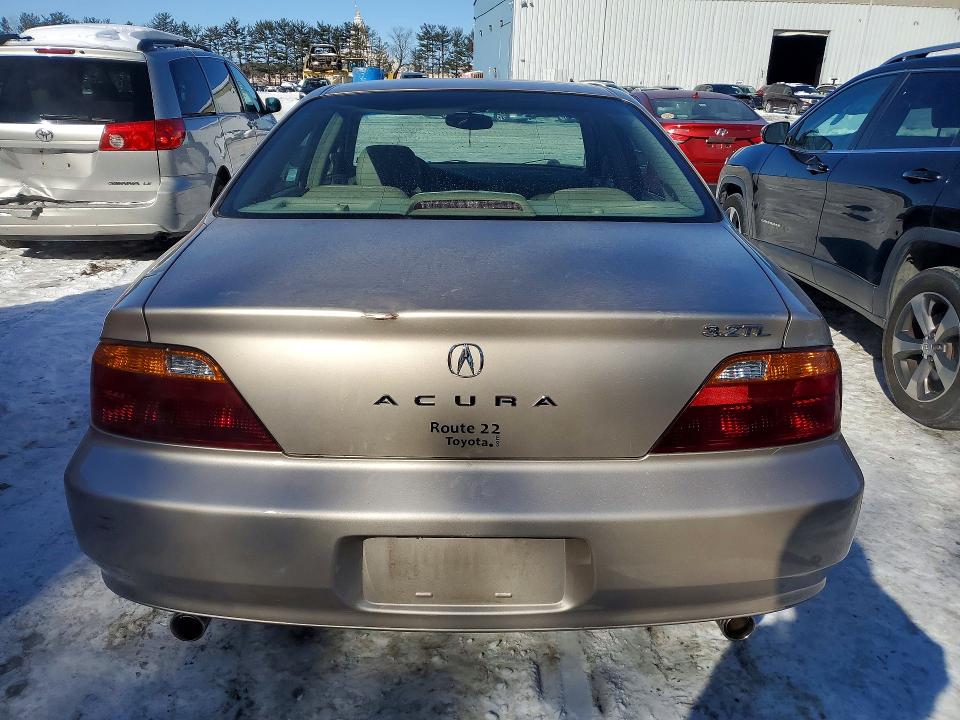 Photo 6 from auction – 2000 ACURA 3.2TL with VIN 19UUA5665YA053131