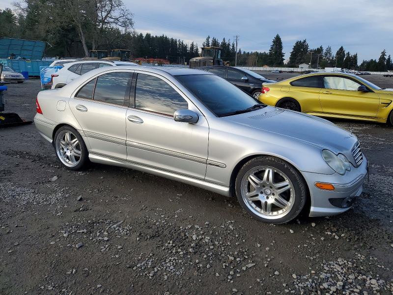 Photo 4 from auction – 2005 MERCEDES-BENZ C with VIN WDBRF40J75F705886