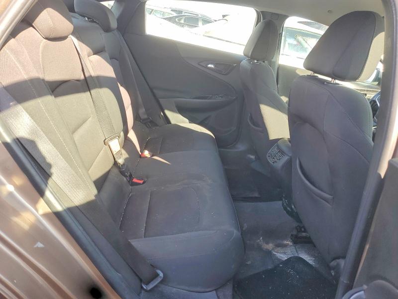 Photo 10 from auction – 2018 CHEVROLET MALIBU LT with VIN 1G1ZD5ST5JF236974