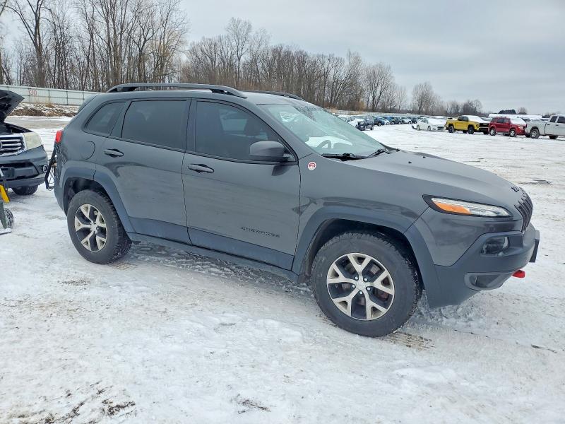 Photo 4 from auction – 2017 JEEP CHEROKEE T with VIN 1C4PJMBS4HW609487