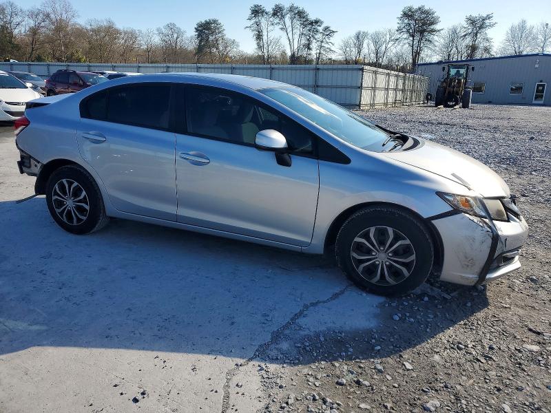Photo 4 from auction – 2013 HONDA CIVIC with VIN 19XFB2F54DE097865