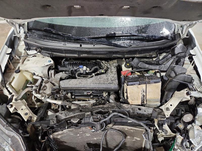 Photo 11 from auction – 2015 NISSAN ROGUE S with VIN 5N1AT2MV8FC910320