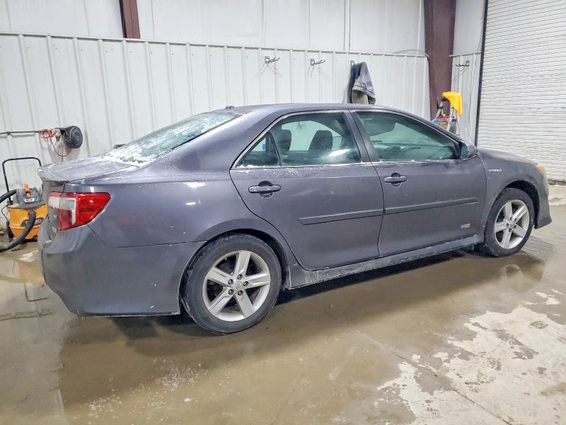 Photo 3 from auction – 2014 TOYOTA CAMRY HYBR with VIN 4T1BD1FK5EU132002