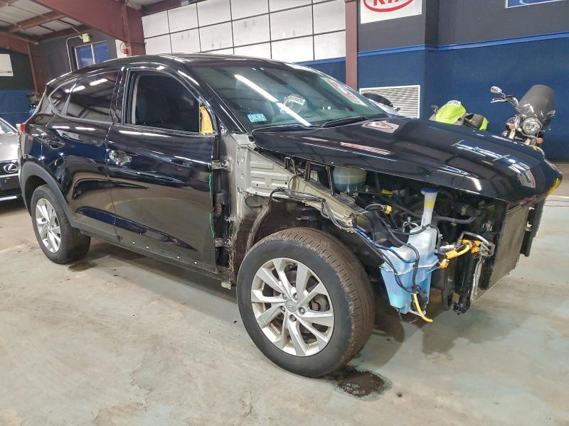 Photo 4 from auction – 2019 HYUNDAI TUCSON SE with VIN KM8J2CA44KU073123