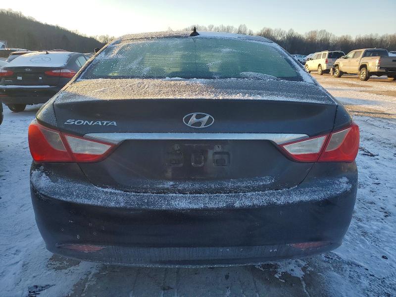 Photo 6 from auction – 2012 HYUNDAI SONATA GLS with VIN 5NPEB4AC6CH399861
