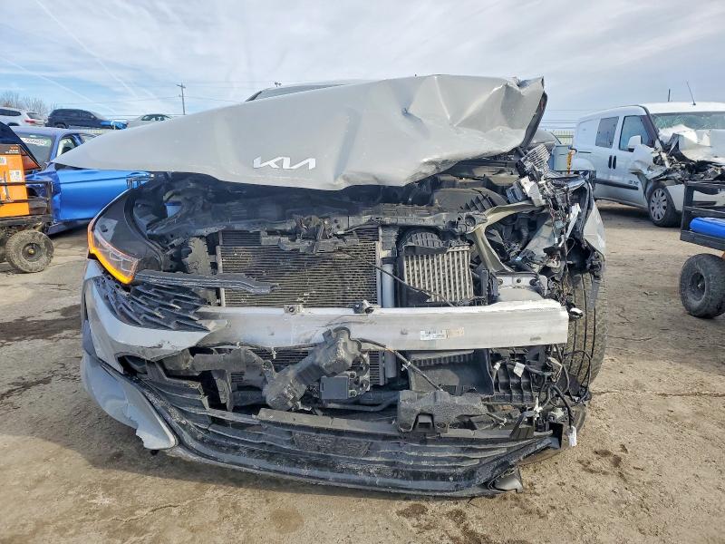 Photo 5 from auction – 2023 KIA K5 with VIN 5XXG64J28PG174279