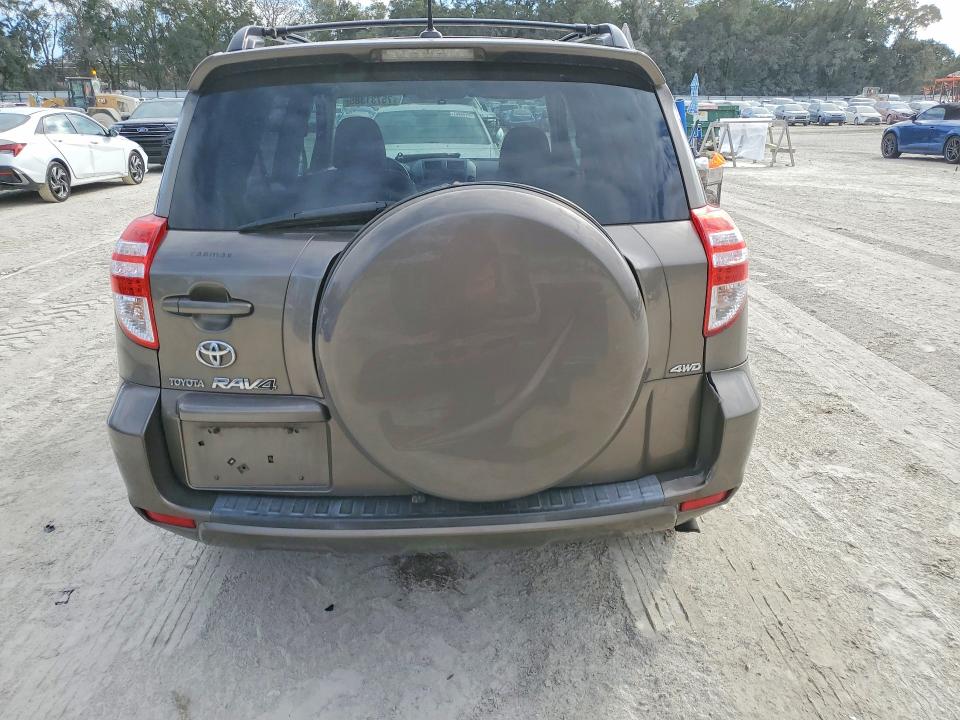 Photo 6 from auction – 2010 TOYOTA RAV4 with VIN 2T3BF4DV4AW029549
