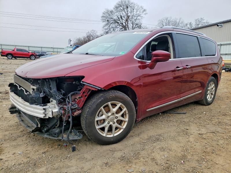 CHRYSLER PACIFICA T 2020 with VIN 2C4RC1BG8LR127961 - Photo from auction