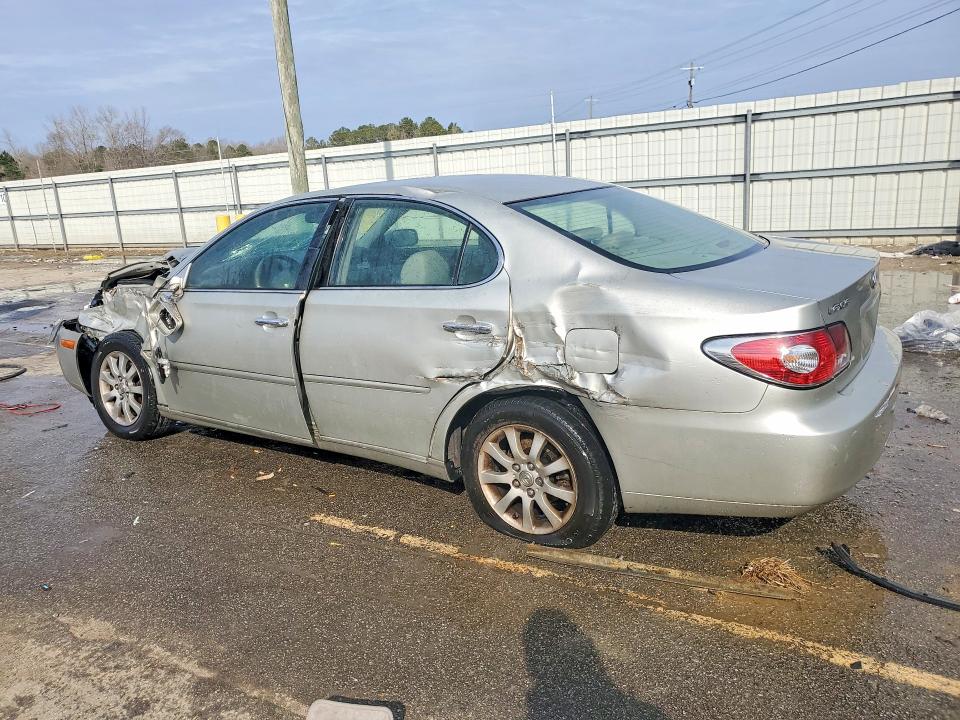 Photo 2 from auction – 2004 LEXUS ES 330 with VIN JTHBA30G545013905