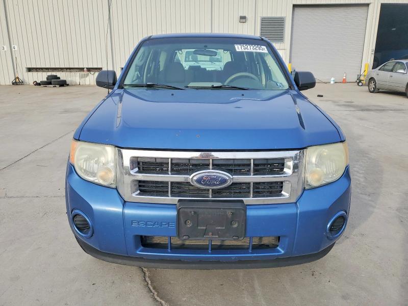 Photo 5 from auction – 2009 FORD ESCAPE with VIN 1FMCU02739KB55036