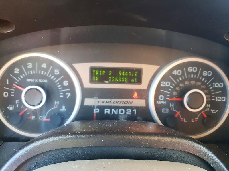 Photo 9 from auction – 2005 FORD EXPEDITION with VIN 1FMFU20555LB13725