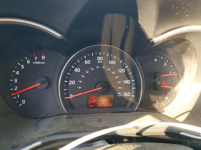 Photo 9 from auction – 2015 KIA SORENTO LX with VIN 5XYKT4A60FG658110