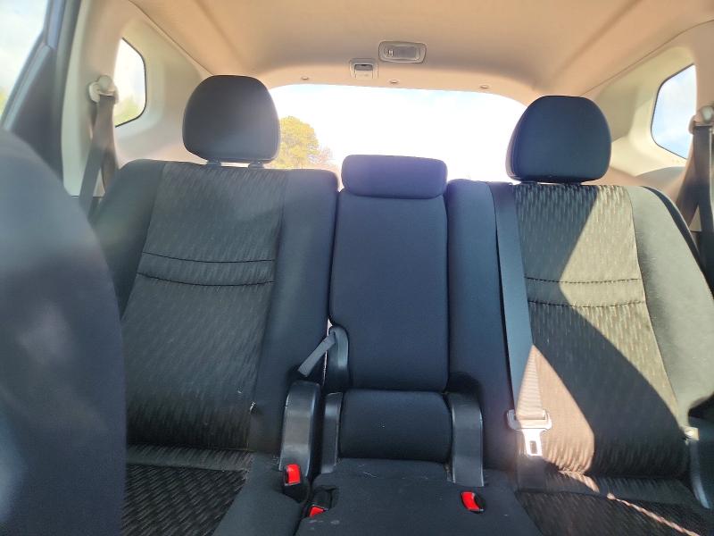 Photo 10 from auction – 2017 NISSAN ROGUE S with VIN 5N1AT2MT2HC864565