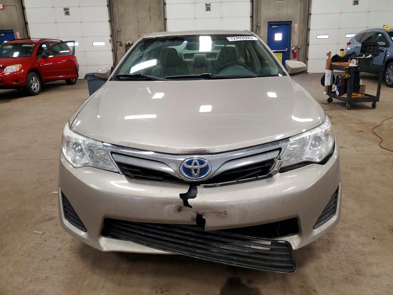 Photo 5 from auction – 2013 TOYOTA CAMRY HYBR with VIN 4T1BD1FK8DU083070