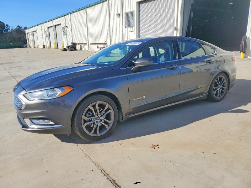 FORD FUSION SE 2017 with VIN 3FA6P0LU9HR357103 - Photo from auction