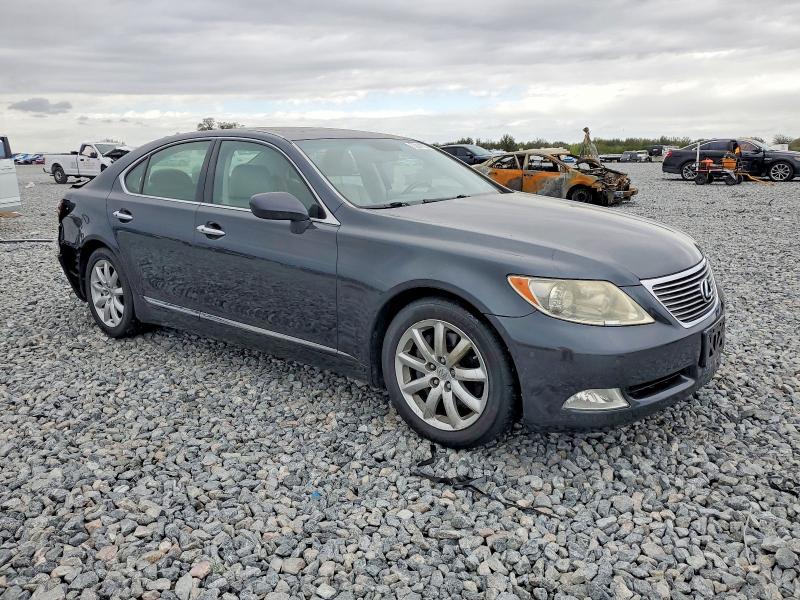 Photo 4 from auction – 2008 LEXUS LS 460 with VIN JTHBL46F385080281
