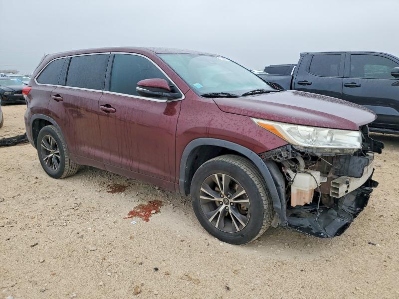 Photo 4 from auction – 2017 TOYOTA HIGHLANDER with VIN 5TDZZRFH6HS234764