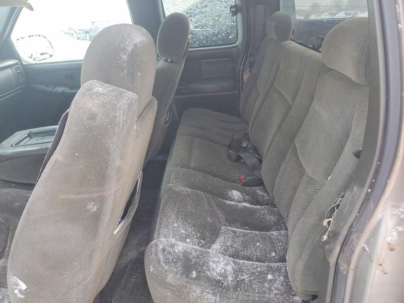 Photo 10 from auction – 2003 CHEVROLET SILVERADO with VIN 2GCEC19X131338678