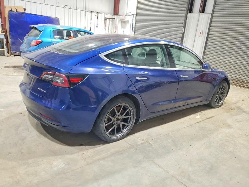 Photo 3 from auction – 2019 TESLA MODEL 3 with VIN 5YJ3E1EB5KF199422