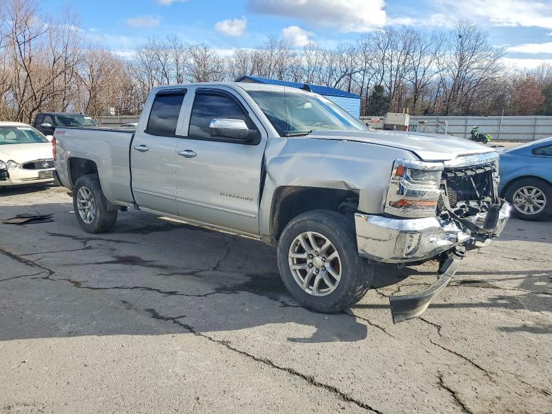 Photo 4 from auction – 2016 CHEVROLET SILVERADO with VIN 1GCVKREC6GZ263655