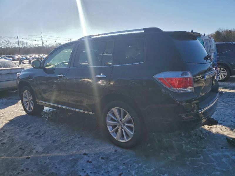 Photo 2 from auction – 2013 TOYOTA HIGHLANDER with VIN JTEDC3EH7D2016193