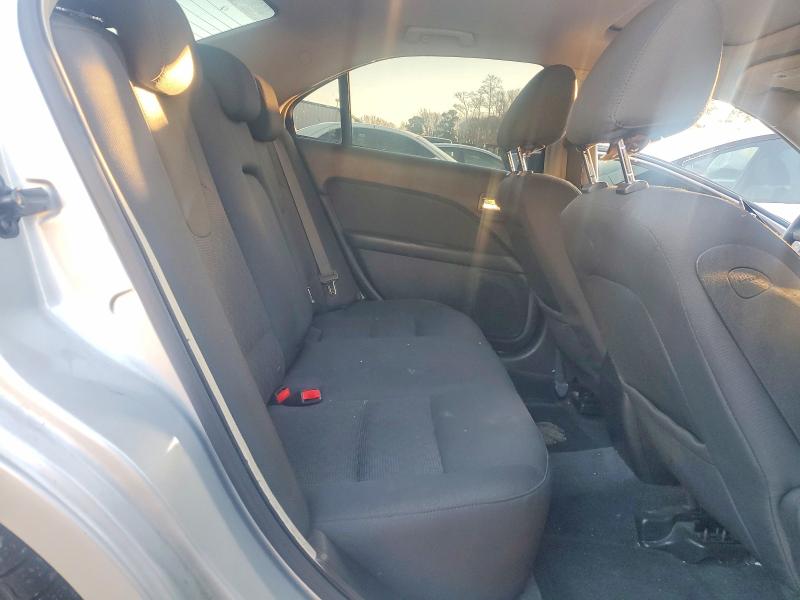 Photo 10 from auction – 2010 FORD FUSION with VIN 3FAHP0HG5AR201786