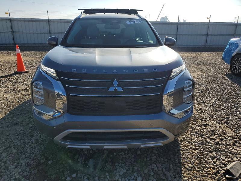 Photo 5 from auction – 2022 MITSUBISHI OUTLANDER with VIN JA4J4VA8XNZ075019