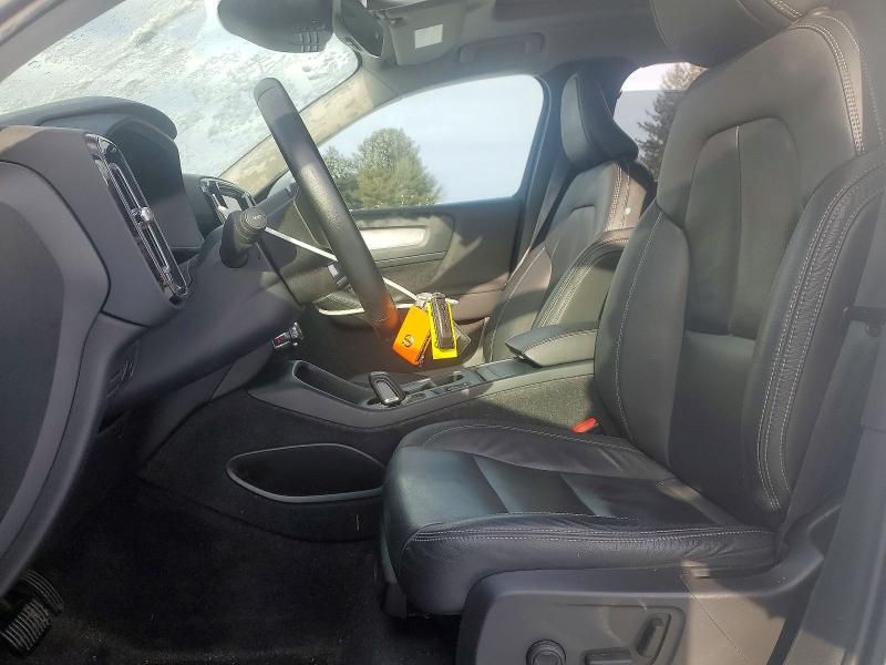 Photo 7 from auction – 2021 VOLVO XC40 with VIN YV4162UK1M2478297
