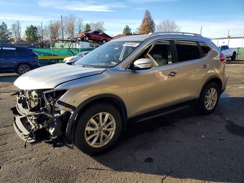 NISSAN ROGUE 2017 with VIN JN8AT2MT7HW133797 - Photo from auction
