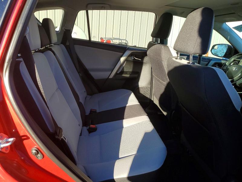 Photo 11 from auction – 2016 TOYOTA RAV4 XLE with VIN 2T3WFREV4GW276494