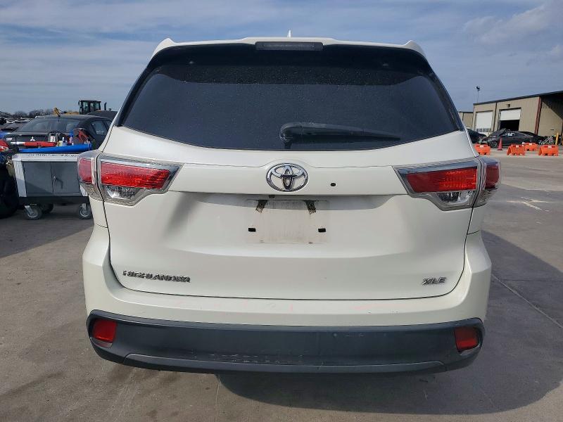 Photo 6 from auction – 2016 TOYOTA HIGHLANDER with VIN 5TDKKRFH5GS174030