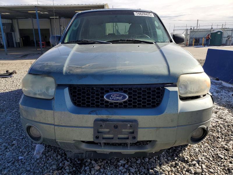 Photo 5 from auction – 2006 FORD ESCAPE with VIN 1FMCU94186KC44044