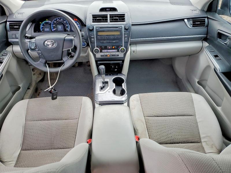 Photo 8 from auction – 2012 TOYOTA CAMRY HYBR with VIN 4T1BD1FK7CU062905