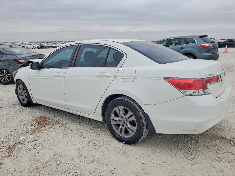 Photo 2 from auction – 2012 HONDA ACCORD with VIN 1HGCP2F62CA076030