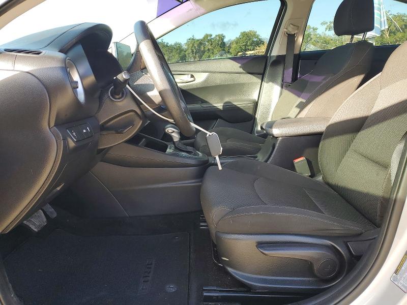 Photo 7 from auction – 2021 KIA FORTE FE with VIN 3KPF24AD7ME389794