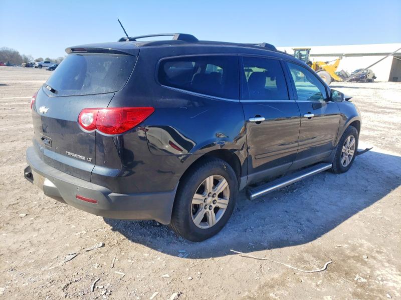 Photo 3 from auction – 2011 CHEVROLET TRAVERSE L with VIN 1GNKVJEDXBJ418341