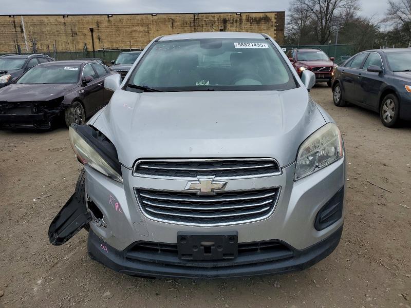 Photo 5 from auction – 2015 CHEVROLET TRAX LS with VIN 3GNCJKSB0FL244884