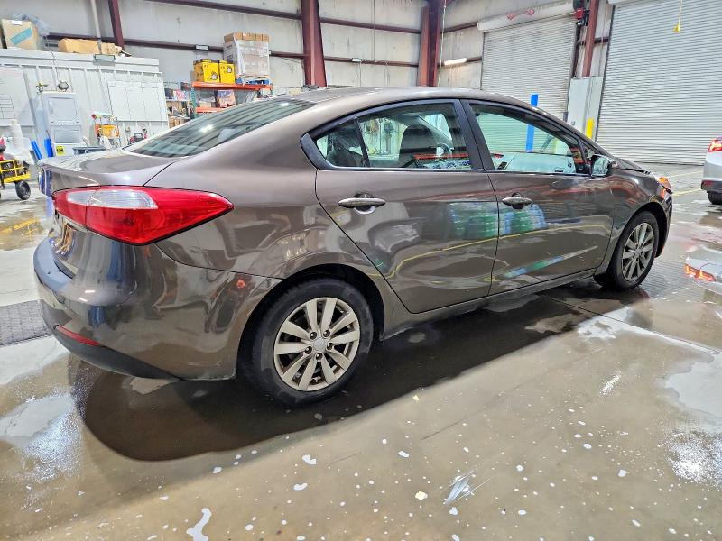 Photo 3 from auction – 2014 KIA FORTE with VIN KNAFX4A69E5213729