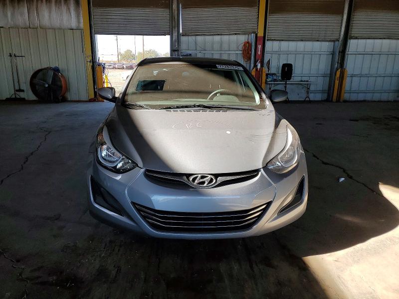 Photo 5 from auction – 2016 HYUNDAI ELANTRA SE with VIN 5NPDH4AE1GH742335