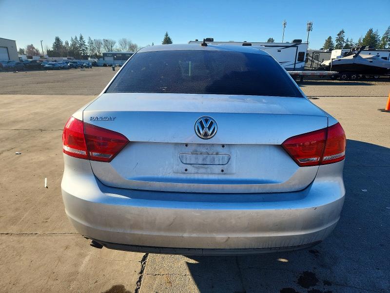 Photo 6 from auction – 2014 VOLKSWAGEN PASSAT with VIN 1VWAP7A34EC002323