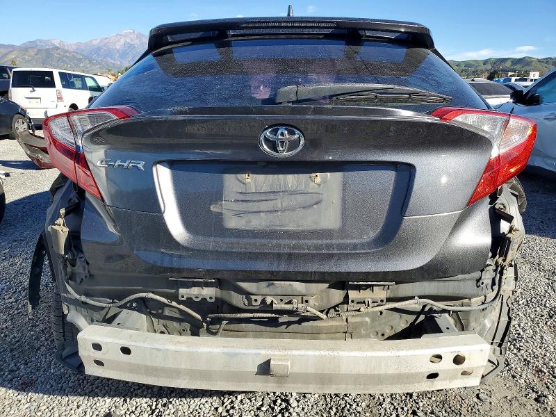 Photo 6 from auction – 2018 TOYOTA C-HR XLE with VIN NMTKHMBX0JR008647