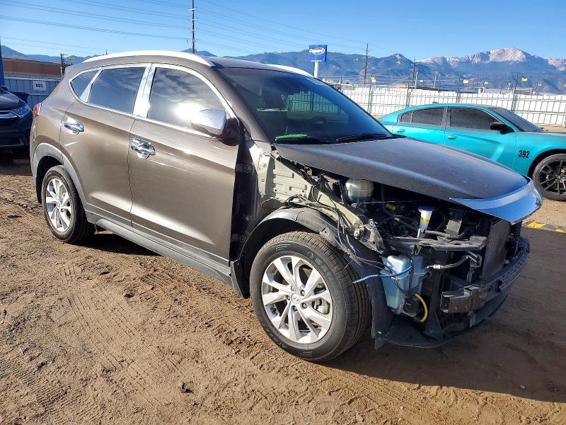 Photo 4 from auction – 2019 HYUNDAI TUCSON with VIN KM8J3CA43KU001911