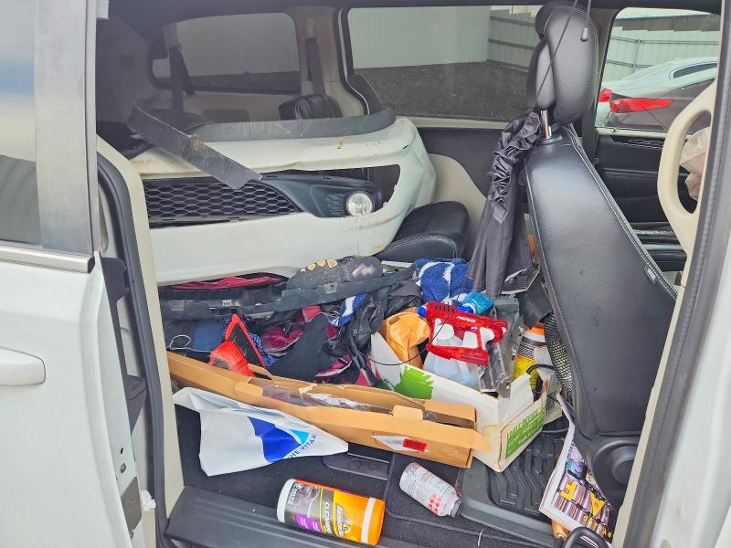 Photo 11 from auction – 2018 DODGE GRAND CARAVAN with VIN 2C4RDGCG5JR215636
