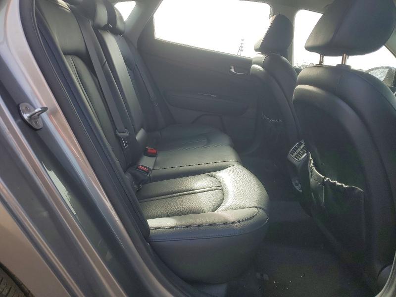 Photo 10 from auction – 2018 KIA OPTIMA with VIN 5XXGU4L34JG213257
