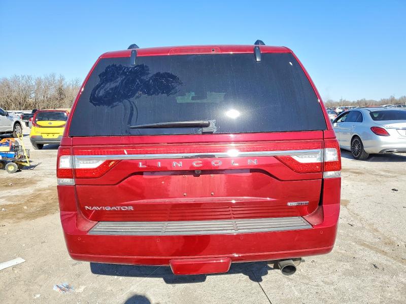 Photo 6 from auction – 2015 LINCOLN NAVIGATOR with VIN 5LMJJ2HT5FEJ02443