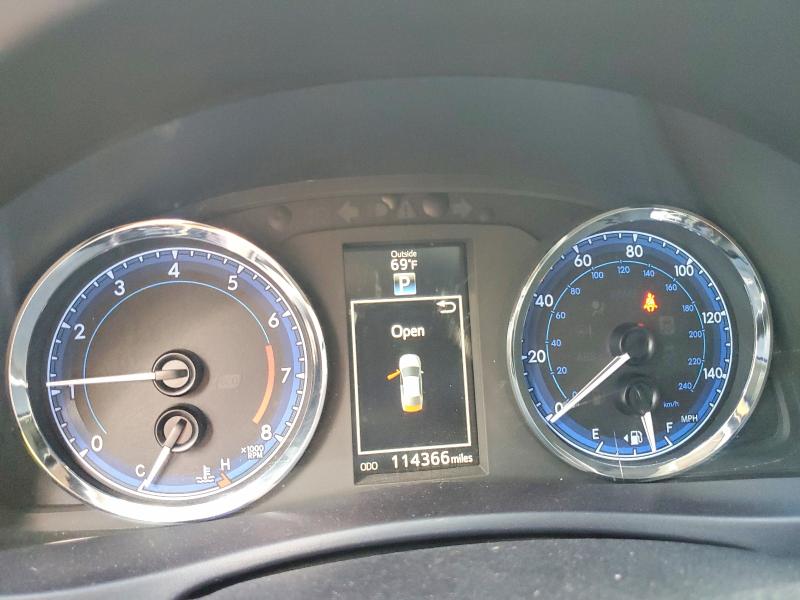 Photo 9 from auction – 2017 TOYOTA COROLLA with VIN 5YFBURHE8HP647586